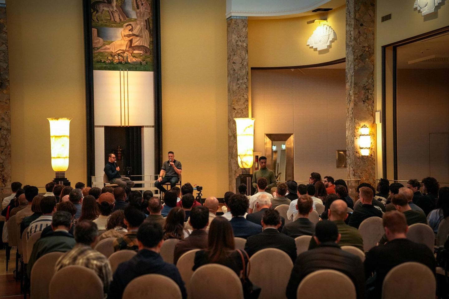 A Table Ronde talk with JD Saint-Martin